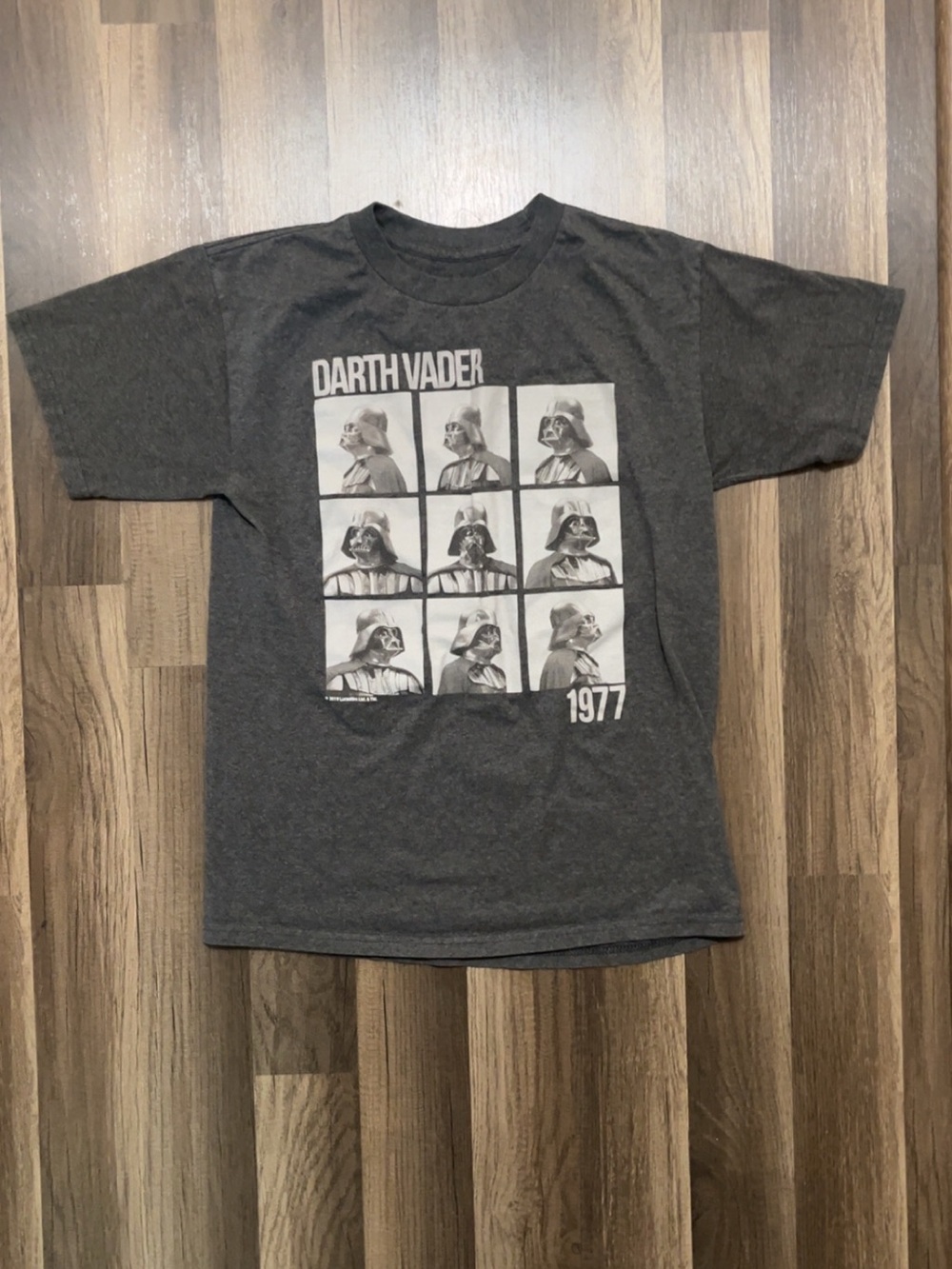STAR WARS DARTH VADAR Mens Small Gray Shirt